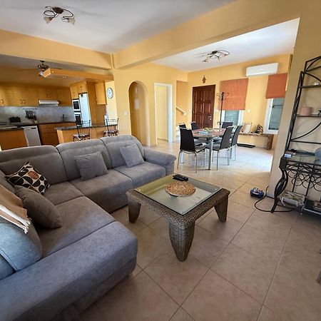 Sandy Beach Villa Полис Экстерьер фото