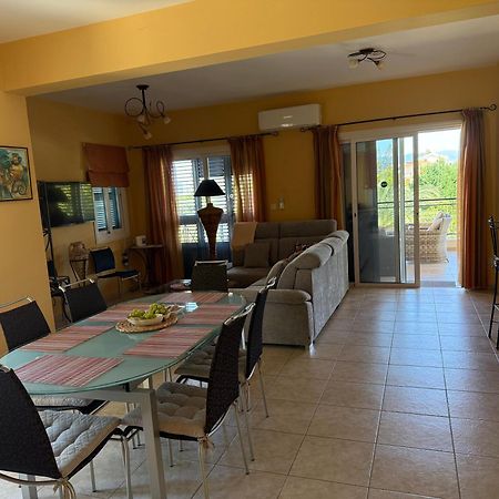 Sandy Beach Villa Полис Экстерьер фото